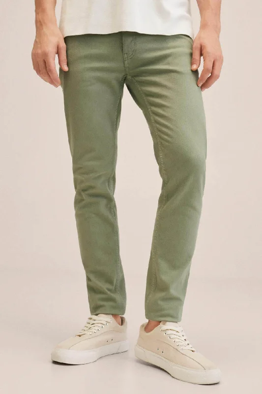 Men's Jeans with a Cargo - Inspired Knee Pocket for Extra StorageMANGO