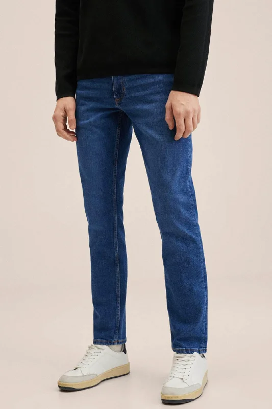 Men's Jeans with a Button - Fly for a Traditional and Classic AestheticMANGO