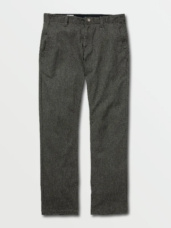 Men's Jeans with a Hidden Coin Pocket for Added ConvenienceVmonty Pants - Charcoal Heather