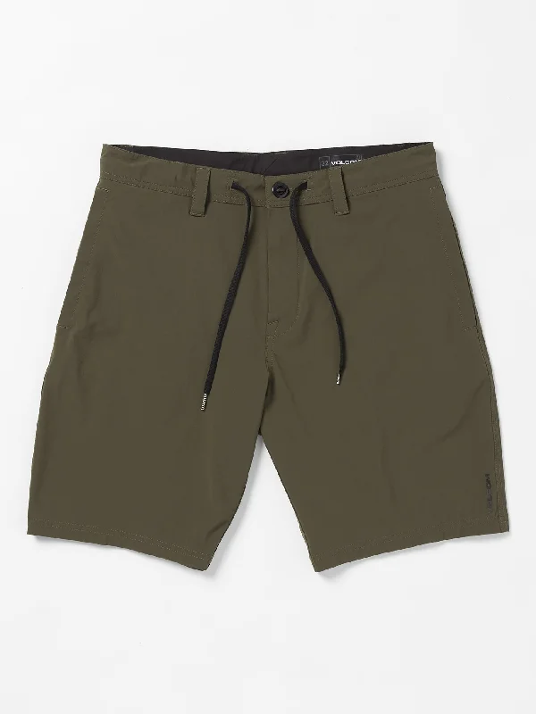 Men's Cargo Jeans with Multiple Pockets for a Practical and Outdoor - Friendly LookVoltripper Hybrid Shorts - Wren