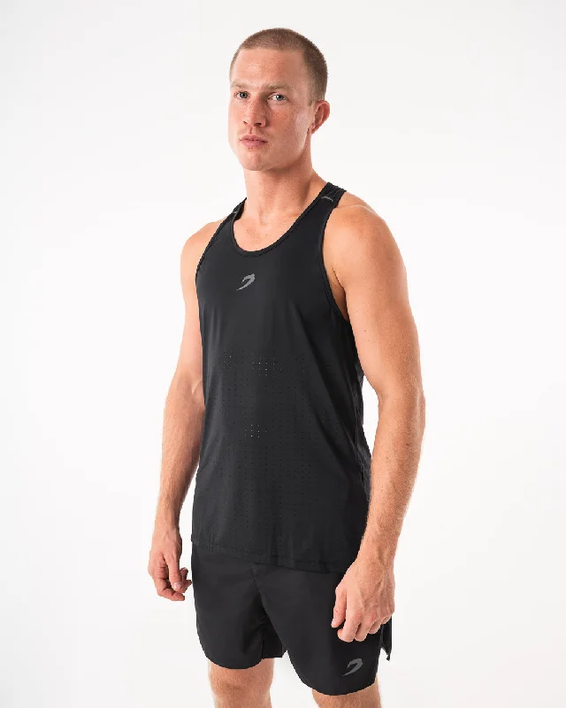 Men's antimicrobial t - shirts for odor - free freshness during travelLangford Tank - Black