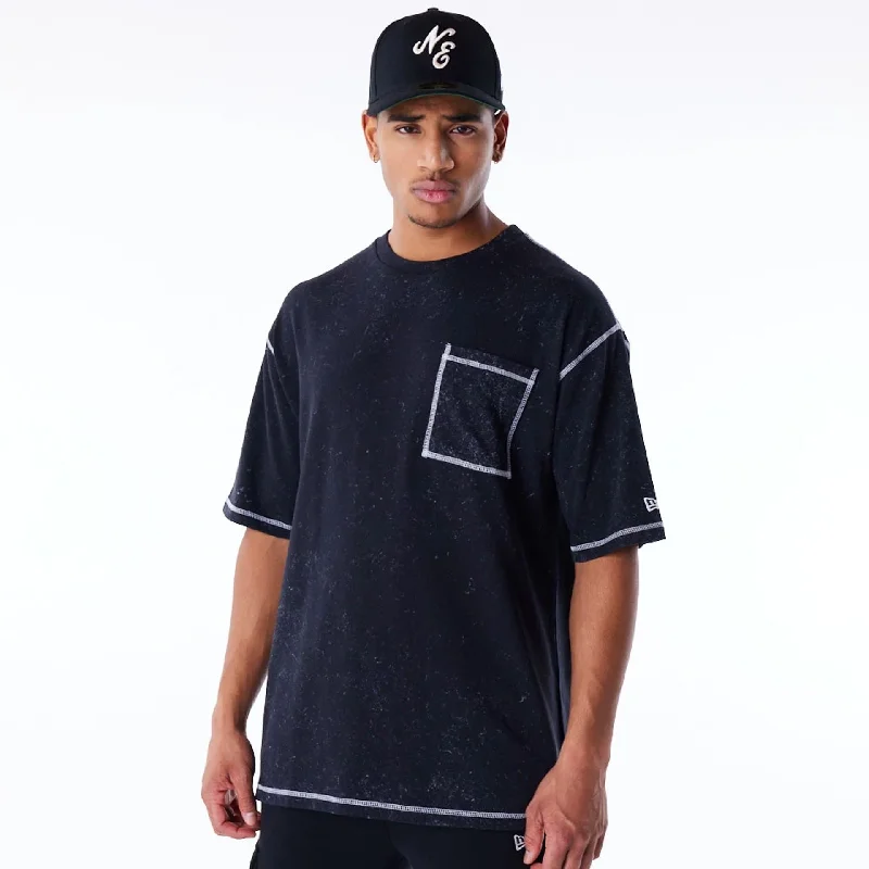 Men's ribbed t - shirts with a textured finish for added styleNew Era Wash Black Oversized T-Shirt