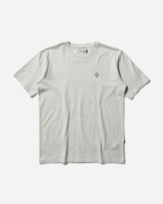 Men's polo t - shirts with a contrast collar for a preppy lookMen's Off-Race Patch T-Shirt Off White