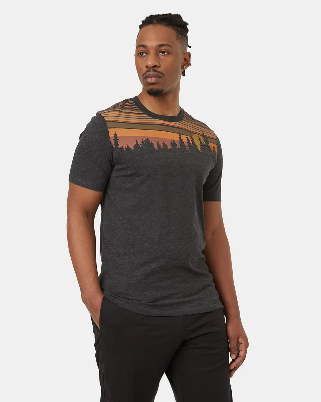 Men's distressed denim - look t - shirts with a rugged appealRetro Juniper T-Shirt