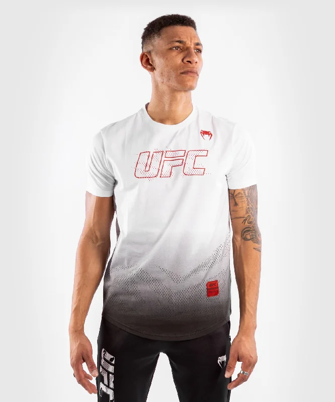 Men's ribbed t - shirts with a textured finish for added styleUFC Venum Authentic Fight Week 2 Men's Short Sleeve T-shirt - White