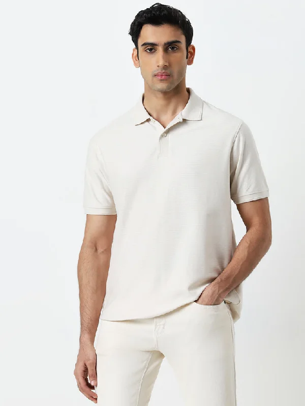 Men's slim fit short sleeve polo shirts with contrast collarsWES Casuals Light Beige Textured Relaxed-Fit Polo T-Shirt