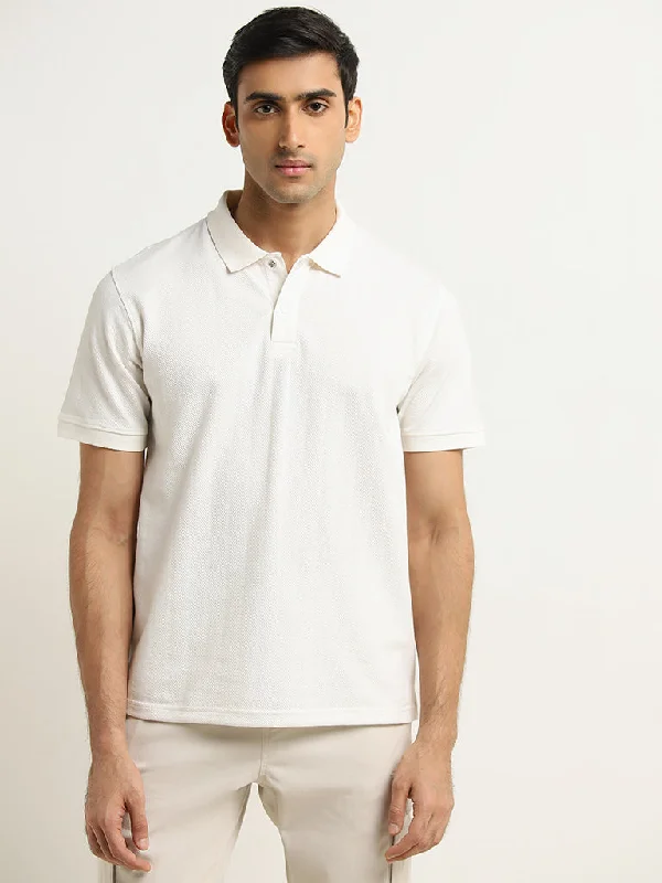 Men's high - collar polo shirts with a modern twistWES Casuals Off-White Striped Relaxed-Fit Polo T-Shirt