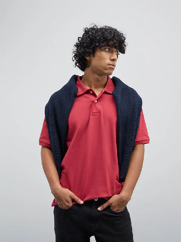 Men's color - block polo shirts with a bold fashion statementWES Casuals Red Solid Relaxed-Fit Cotton Blend Polo T-Shirt