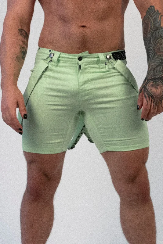 Men's zip - pocket canvas shorts for added functionality during travelLINUS Lime Short