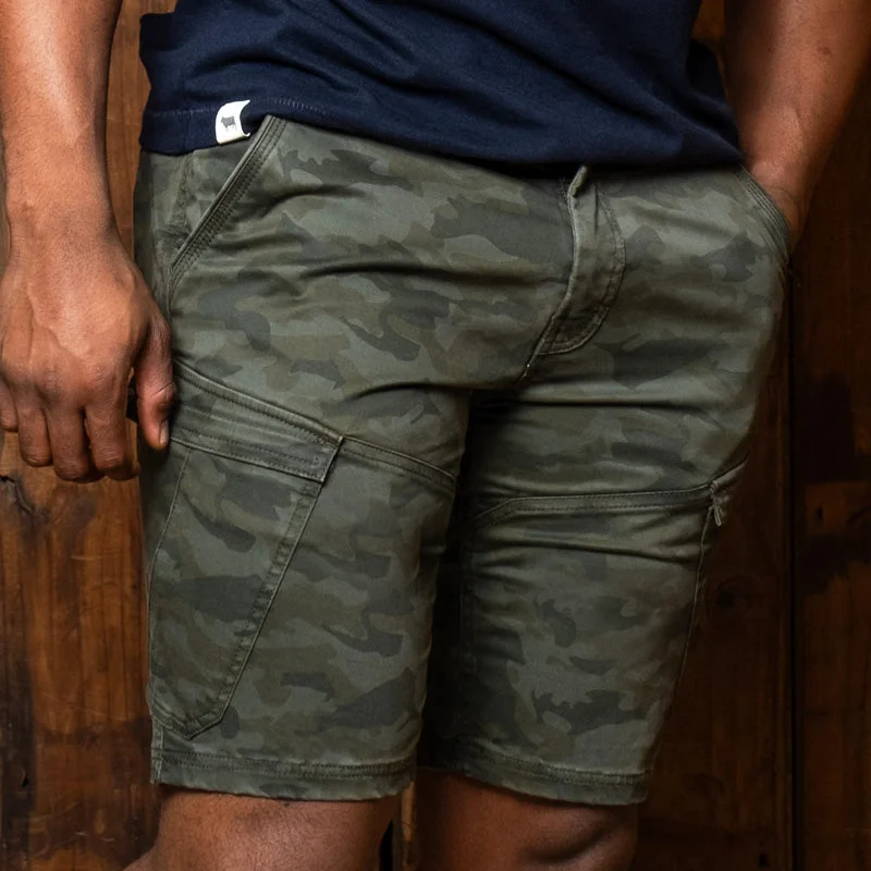 Men's distressed cotton shorts for a bohemian - inspired stylePhinda Short 24-25 Camo